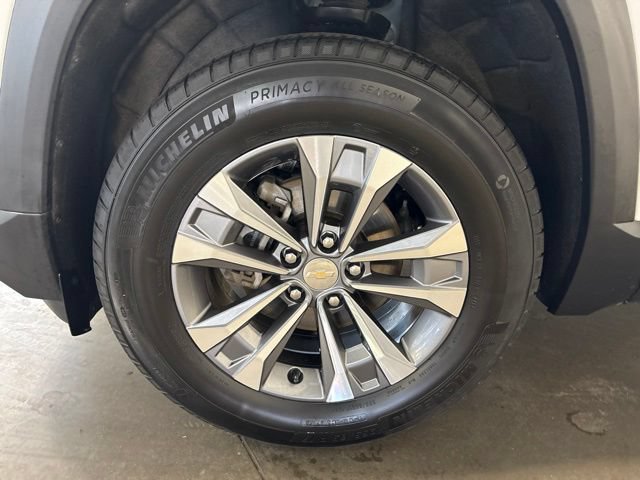 Used 2025 Chevrolet Equinox LT AWD/4WD image 7