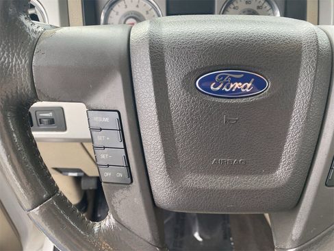 Used 2010 Ford F150 Lariat image 18
