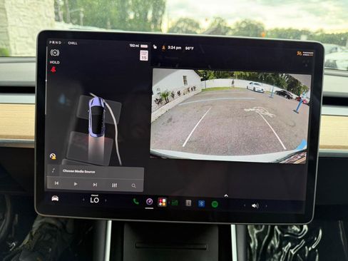 Used 2020 Tesla Model 3 Standard Range Plus RWD image 32