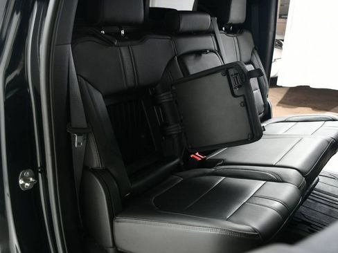 Used 2019 Chevrolet Silverado 1500 High Country w/ High Country Premium Package image 41