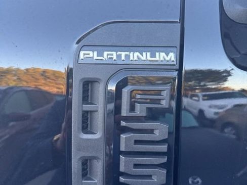 Used 2025 Ford F250 Platinum image 25
