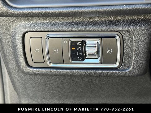 New 2026 Lincoln Corsair Reserve w/ Rear Removable Package Tray FWD image 34