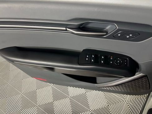 Used 2024 Kia EV9 Wind image 24