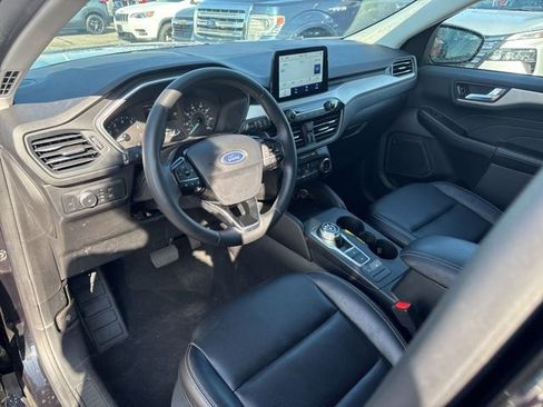 Used 2022 Ford Escape SEL image 15