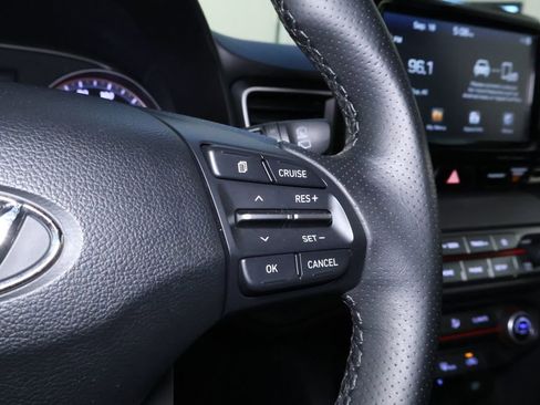 Used 2019 Hyundai Veloster Turbo R-Spec image 22