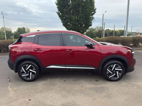 New 2026 Nissan Kicks SV image 8