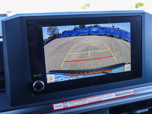 Used 2025 Toyota 4Runner TRD Off-Road image 32