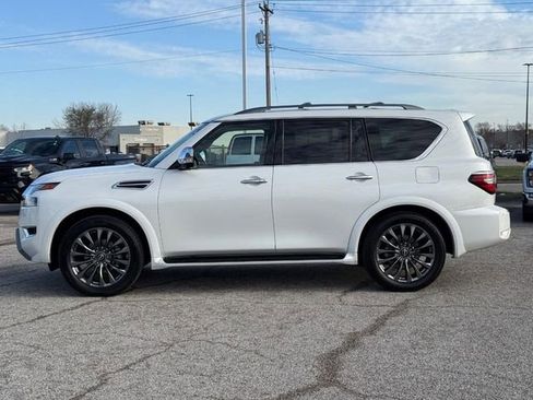 Used 2023 Nissan Armada Platinum w/ Captain's Chairs Package image 2