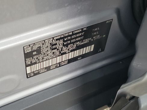 Used 2024 Toyota RAV4 LE FWD image 32