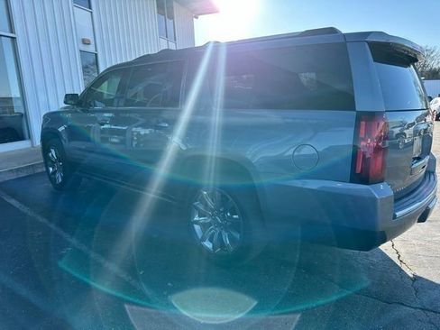 Used 2019 Chevrolet Suburban Premier image 23