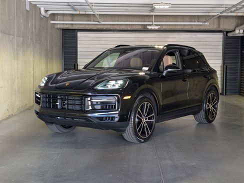 New 2026 Porsche Cayenne AWD/4WD image 1