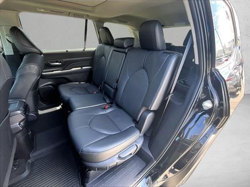 Used 2026 Toyota Grand Highlander FWD image 28