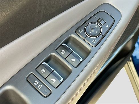 Used 2020 Hyundai Santa Fe Limited image 17