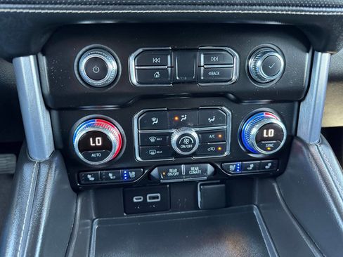 Used 2021 GMC Yukon SLT AWD/4WD image 27