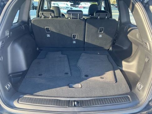 Used 2023 Jeep Grand Cherokee Altitude image 19