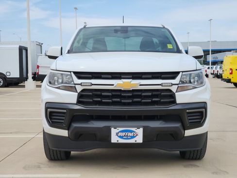 Used 2022 Chevrolet Colorado LT w/ Fleet Safety Package RWD image 2