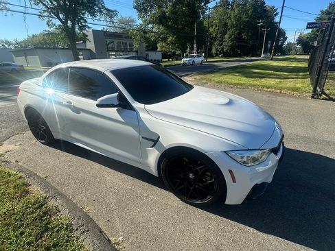 Used 2016 BMW M4 Convertible RWD image 15