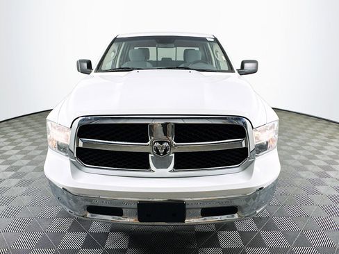 Used 2019 RAM 1500 Classic SLT image 2