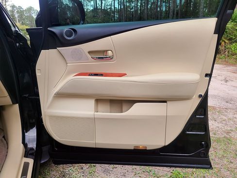 Used 2011 Lexus RX 350 2WD w/ Premium Pkg image 27