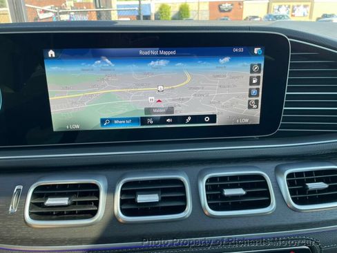 Used 2023 Mercedes-Benz GLS 450 4MATIC image 12