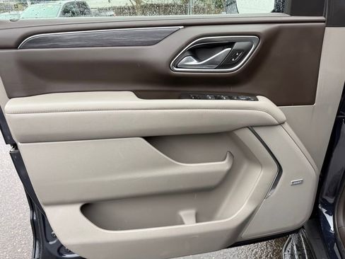 Used 2024 GMC Yukon SLT image 14