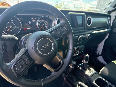 Used 2022 Jeep Wrangler Unlimited Sport image 7