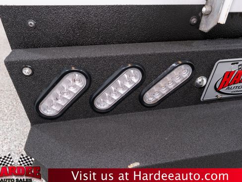 Used 2024 Chevrolet Silverado 3500 LT w/ Convenience Package AWD/4WD image 9