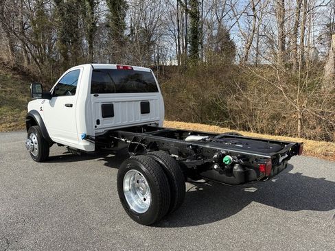 New 2026 RAM 4500 Tradesman AWD/4WD image 9