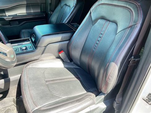 Used 2020 Ford Expedition Limited w/ Equipment Group 303A AWD/4WD image 20