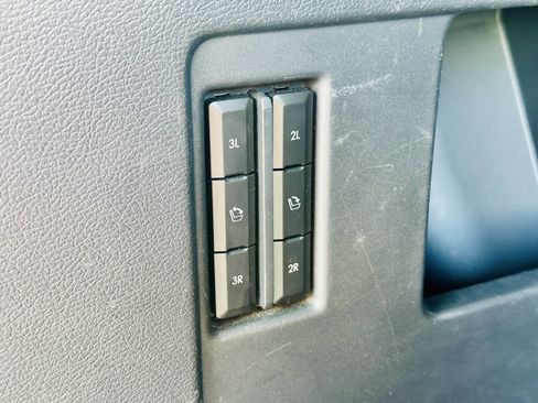 Used 2022 Lincoln Navigator Reserve image 25