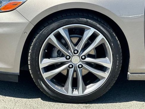 Used 2022 Chevrolet Malibu Premier FWD image 33