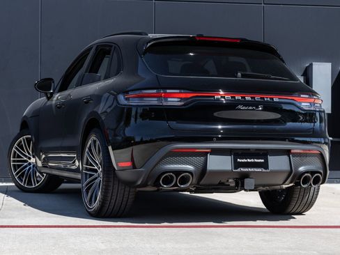 Certified 2026 Porsche Macan S AWD/4WD image 3