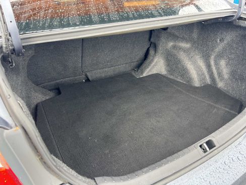 Used 2017 Toyota Corolla LE image 21