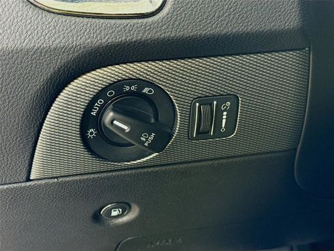 Used 2018 Dodge Durango SRT w/ Cargo Plus Group image 5