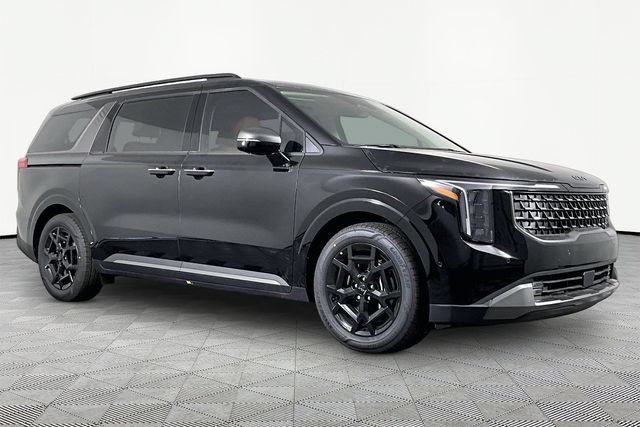 New 2026 Kia Carnival SX w/ SX Dark Edition Package FWD image 3