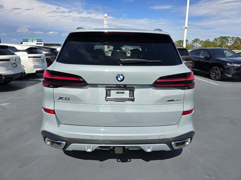 New 2026 BMW X5 xDrive40i w/ M Sport Package image 4
