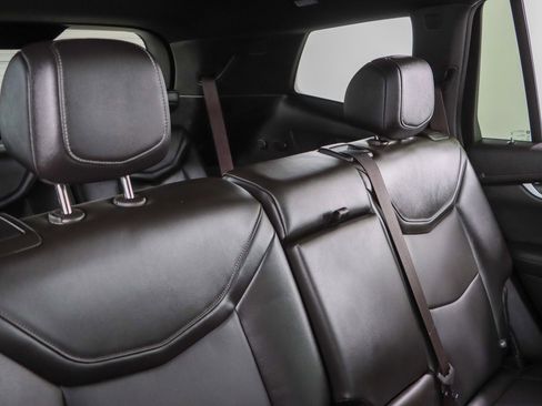 Used 2023 Cadillac XT6 Sport image 30