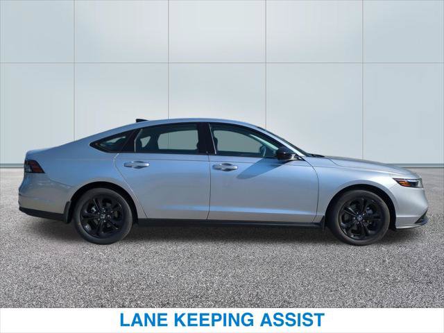 Certified 2025 Honda Accord SE image 6