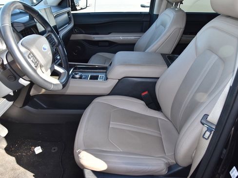Used 2024 Ford Expedition Max Limited image 10
