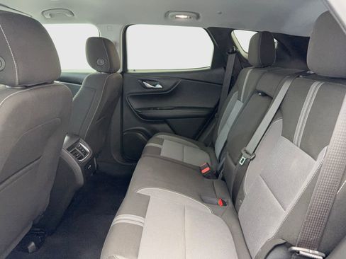 Used 2025 Chevrolet Blazer LT image 38