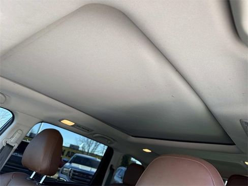 Used 2019 Subaru Ascent Touring image 29