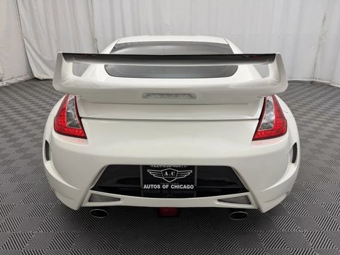 Used 2016 Nissan 370Z Coupe RWD image 8