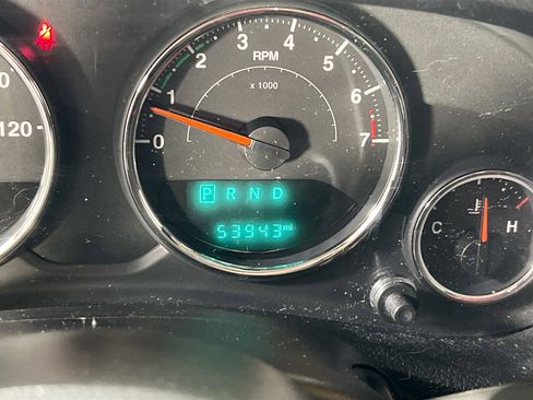 Used 2017 Jeep Wrangler Unlimited Rubicon w/ Dual Top Group image 12