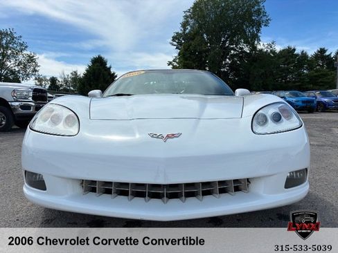 Used 2006 Chevrolet Corvette Convertible w/ Preferred Equipment Group RWD image 8