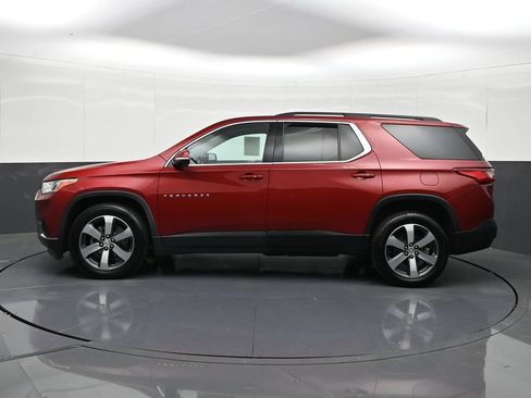 Certified 2019 Chevrolet Traverse LT w/ LT Premium Package AWD/4WD image 2