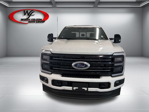New 2026 Ford F250 Platinum w/ FX4 Off-Road Package AWD/4WD image 2