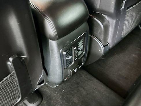 Certified 2022 Jeep Grand Cherokee Laredo X image 37