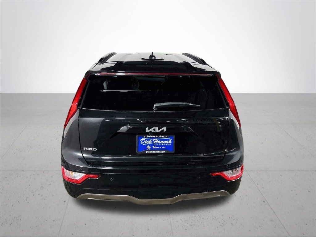 Used 2023 Kia Niro Wind w/ Wind Preserve Package FWD image 7