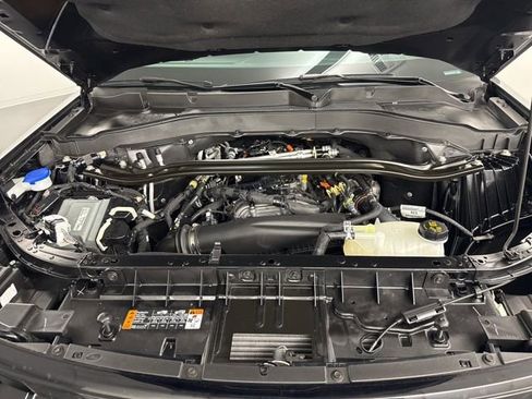 Used 2025 Ford Explorer ST-Line w/ Premium Package image 32