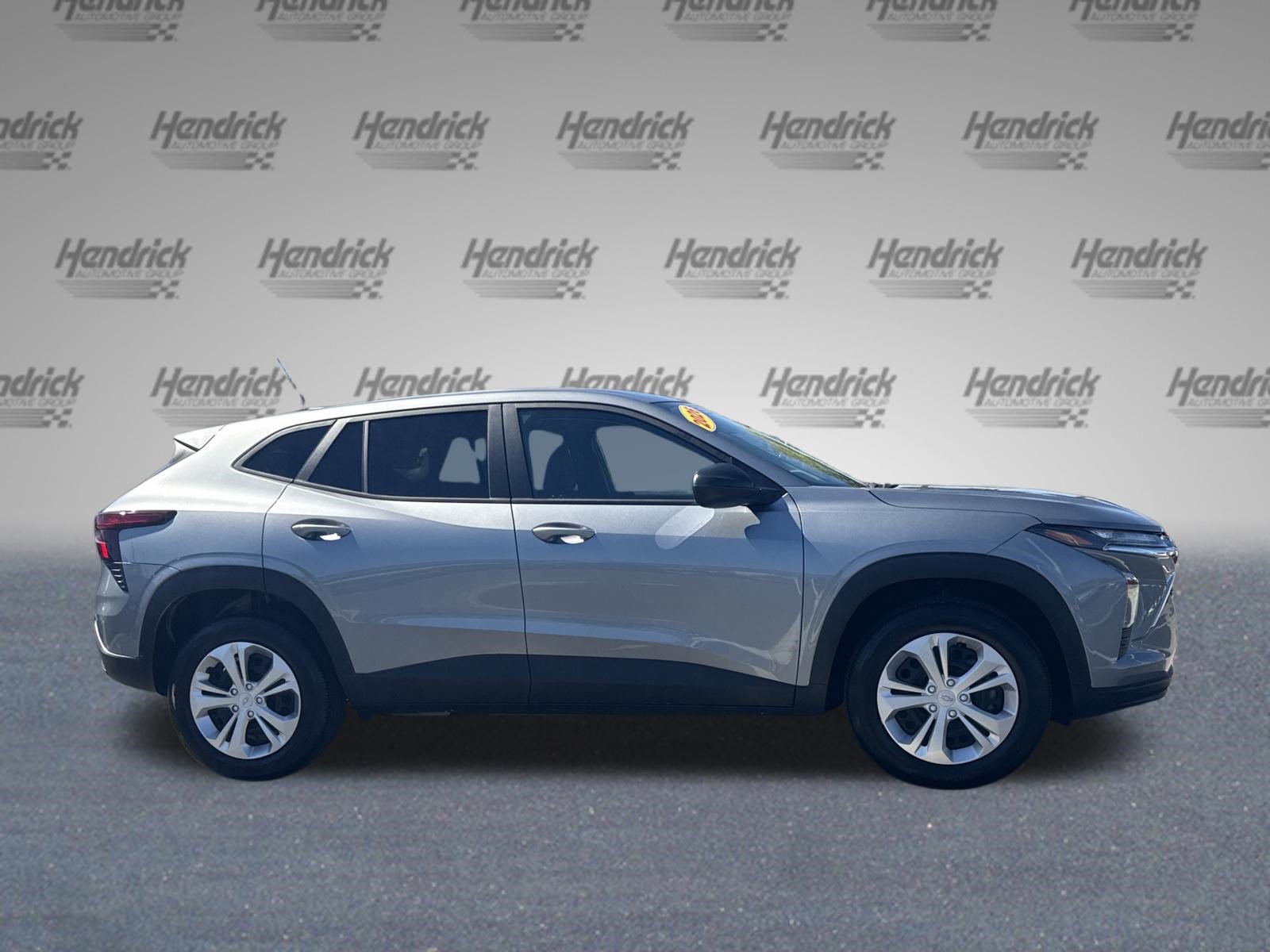 Used 2026 Chevrolet Trax LS FWD image 11